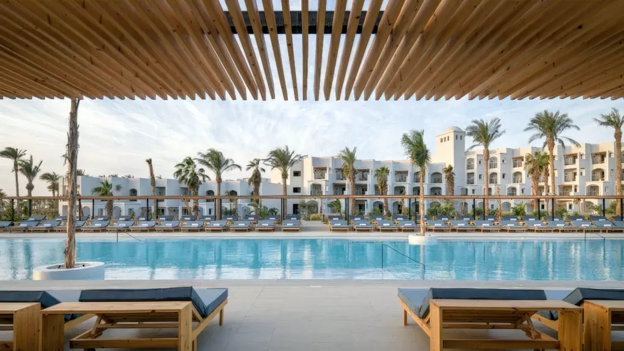 الفندق سيري بيتش ريزورت - الغردقة